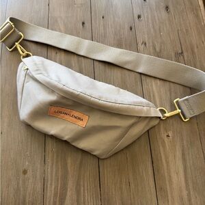Logan + Lenora Adjustable Waist Bag
